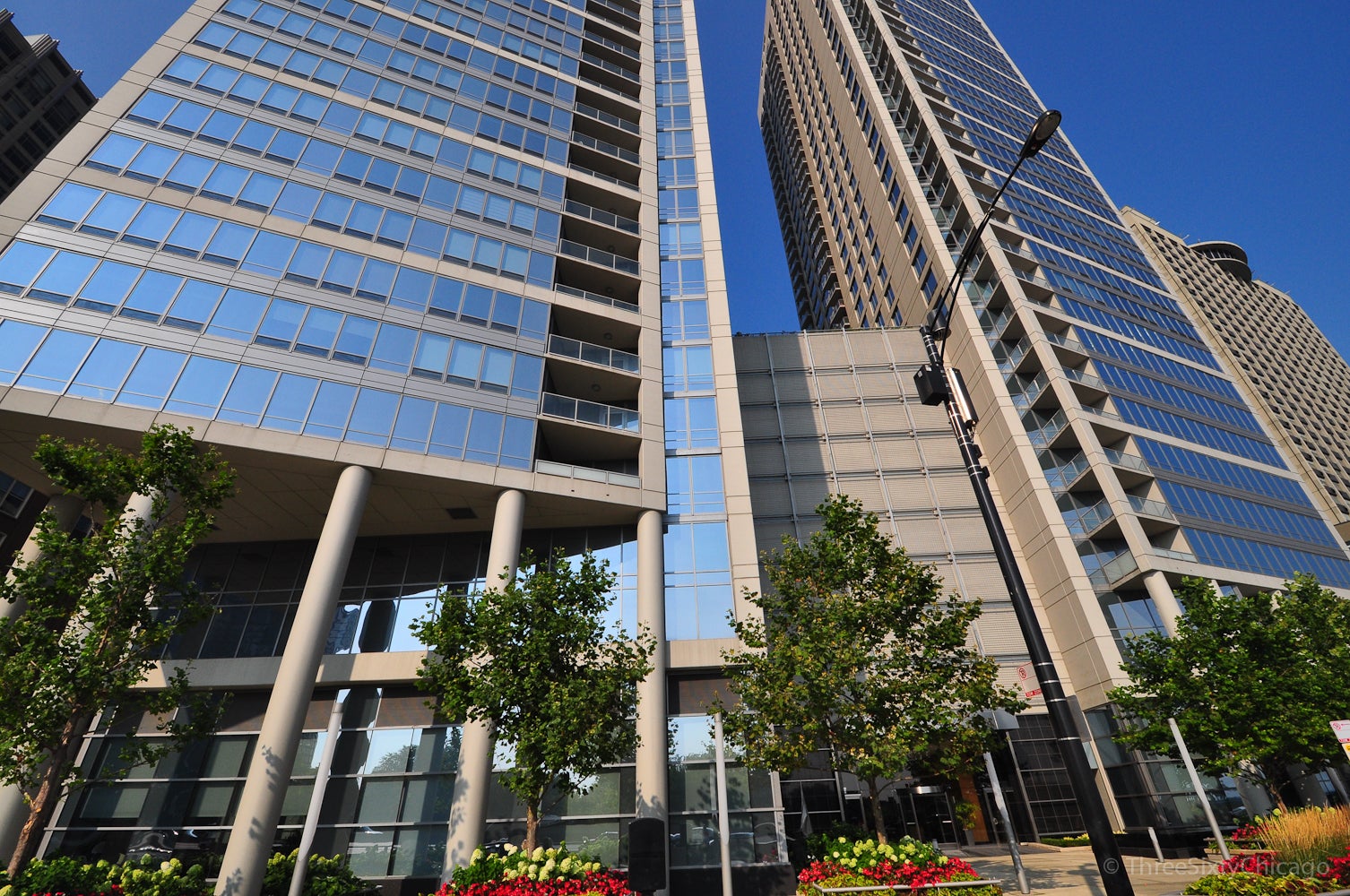 600 N Lake Shore Drive 2011 — photo