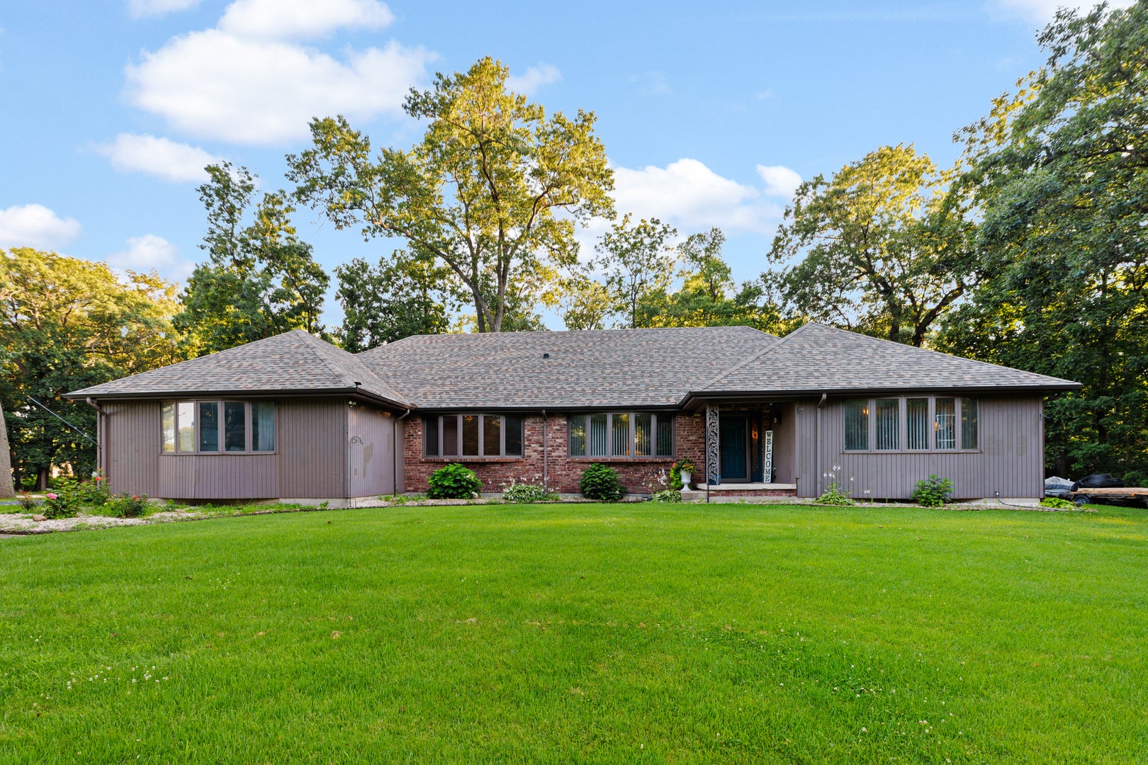 606 Mary Lane — photo
