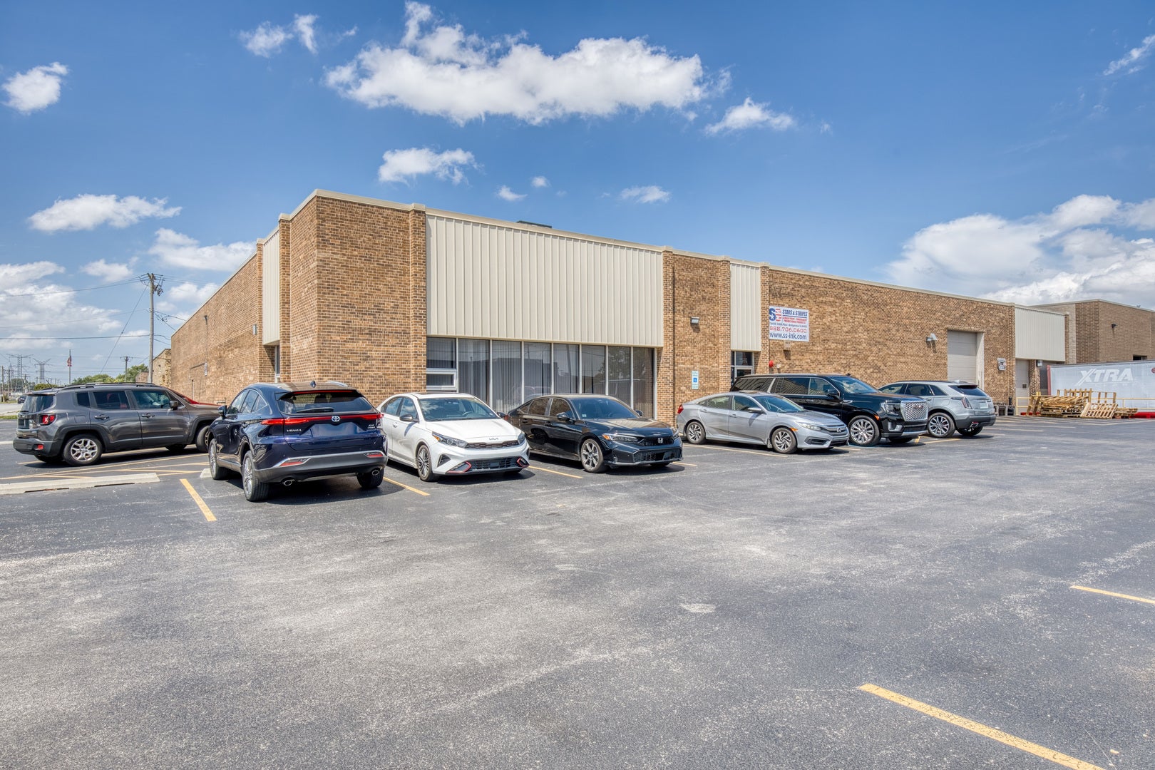 7560 W 100th Place — photo