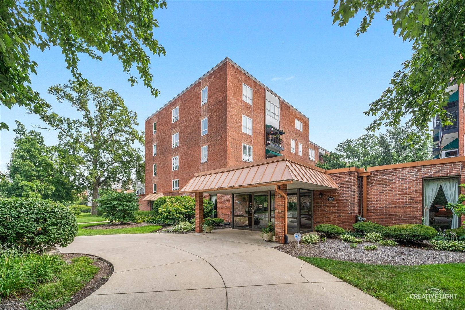 450 W Downer Place 4C — photo