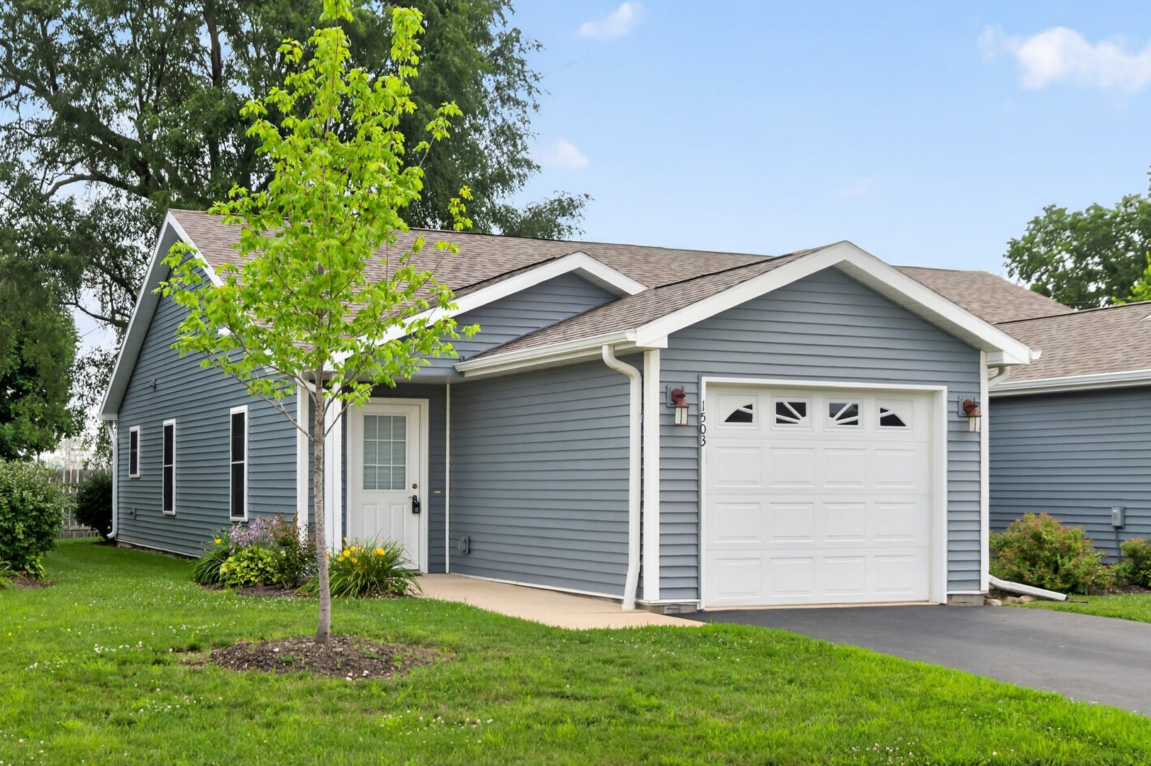 1503 Eadens Place — photo