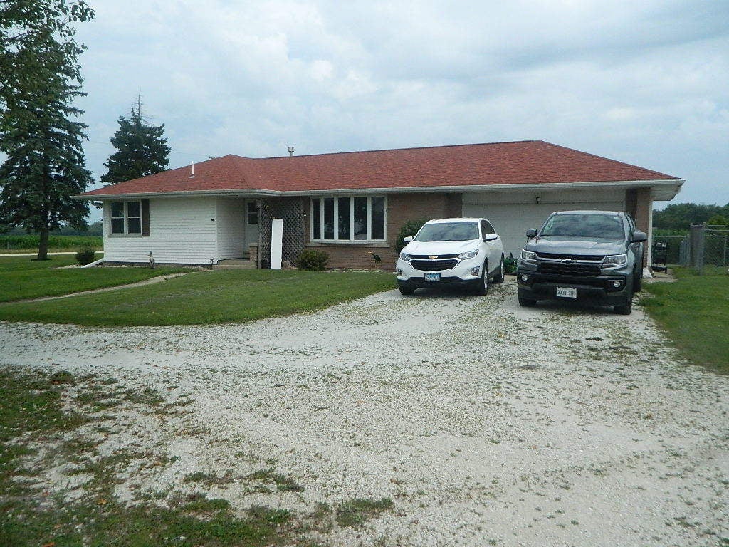3669 N 13000 Road — photo
