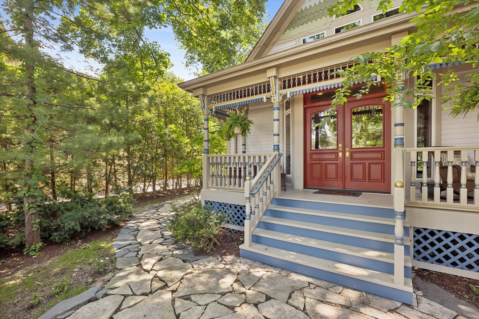 Home in Arlington Heights, IL 60004 — photo 3