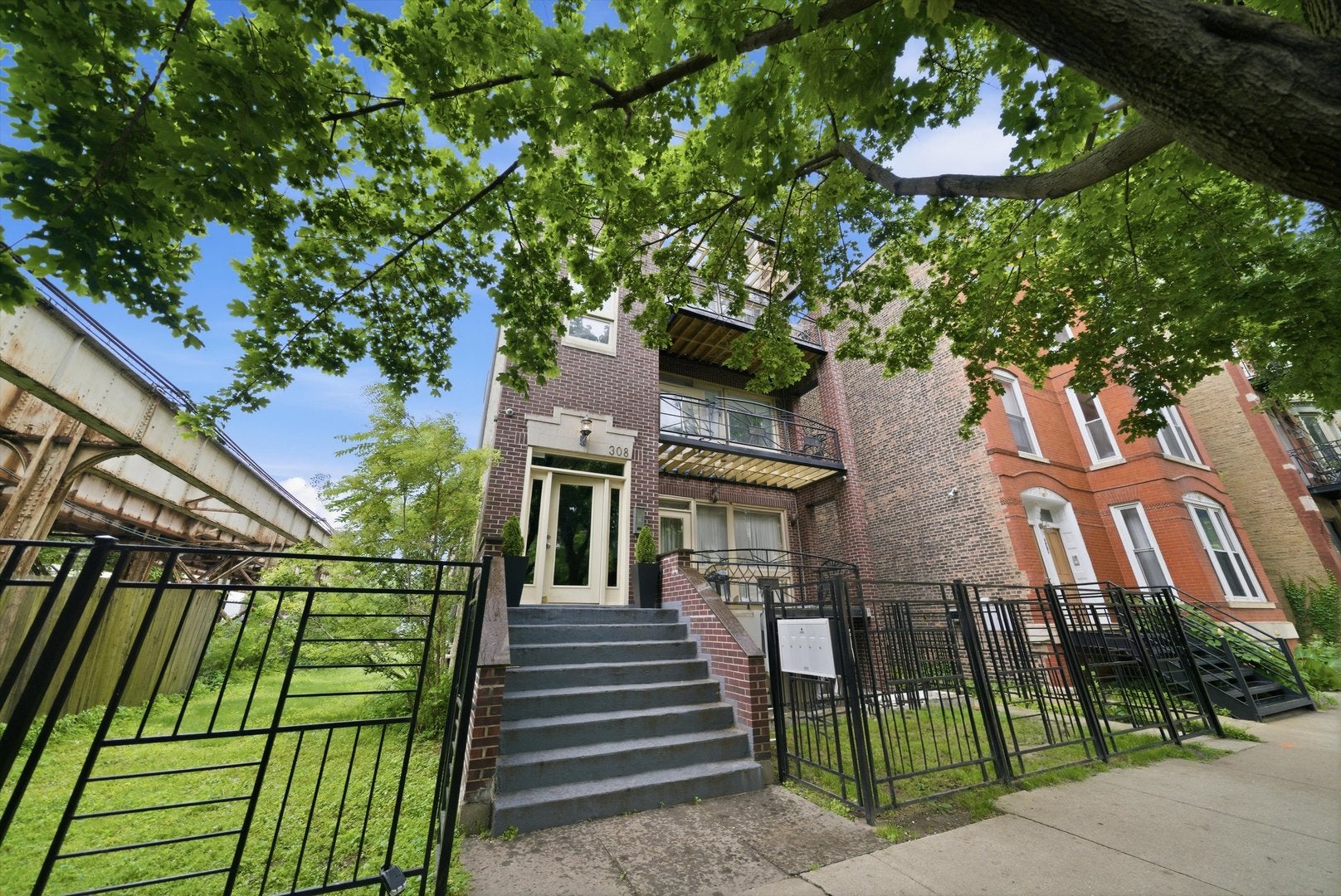 308 W Evergreen Avenue 1R — photo