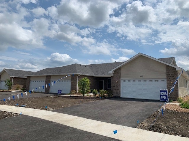 402 Bluebell Drive — photo