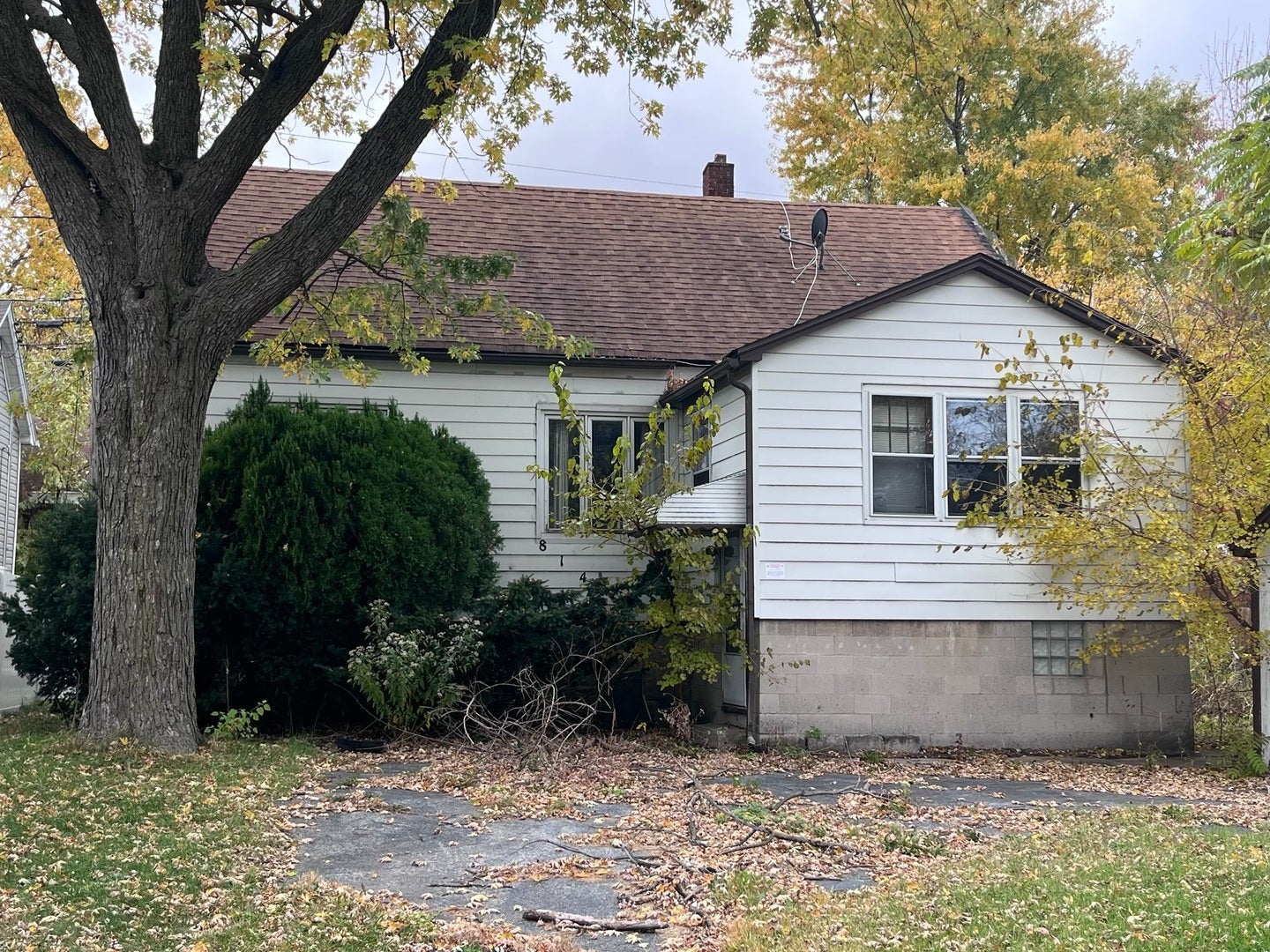 814 Greenbay Avenue — photo