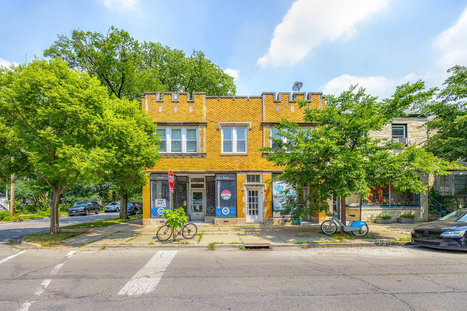 1529 Greenleaf Street — photo