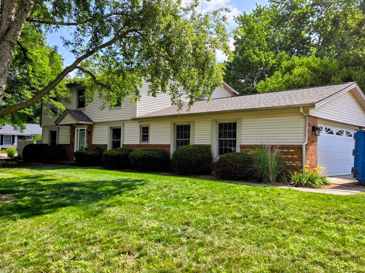 610 Dorset Circle — photo