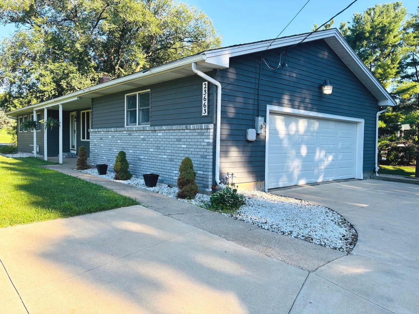 23663 Hazel Road — photo