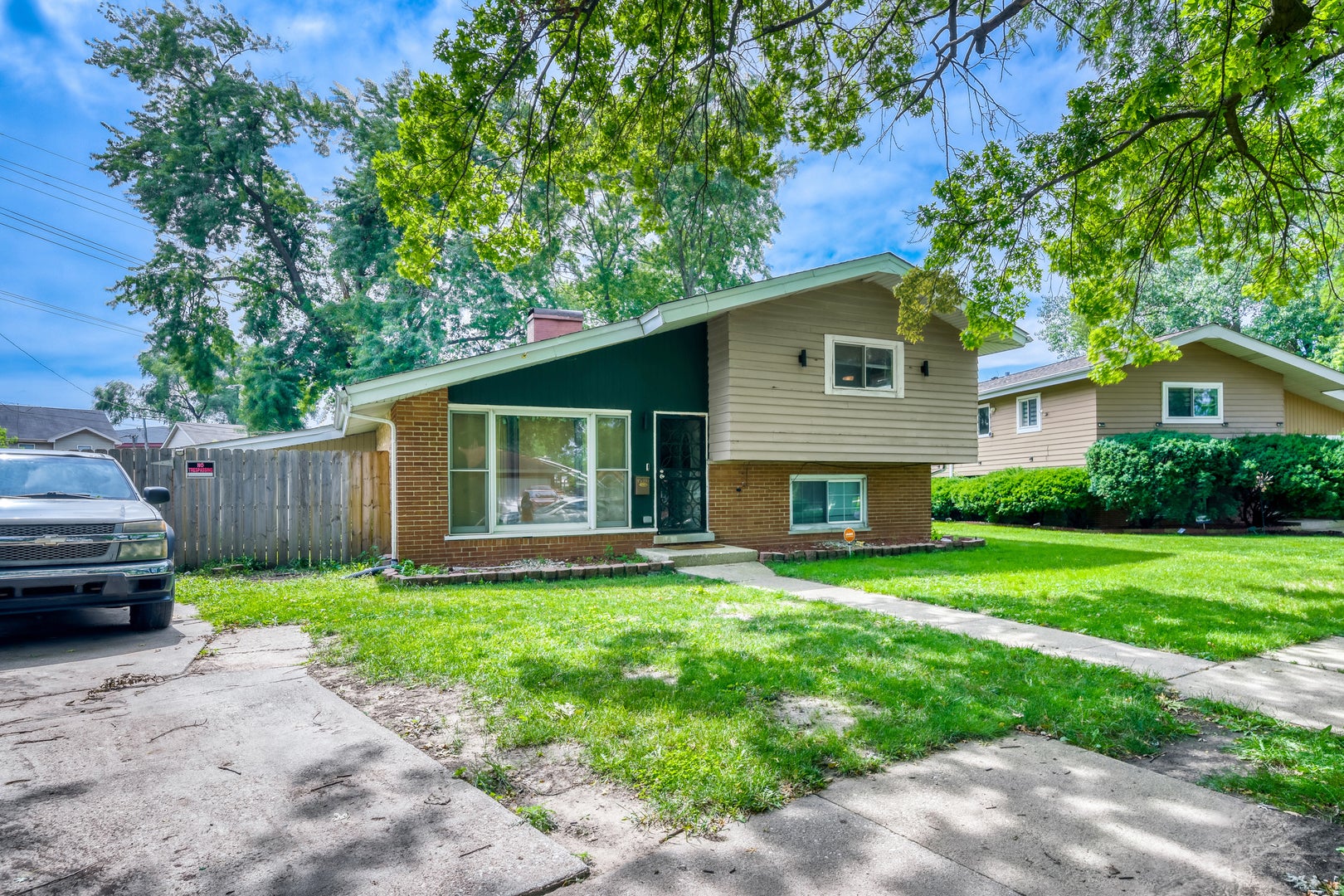 15318 Hastings Drive — photo