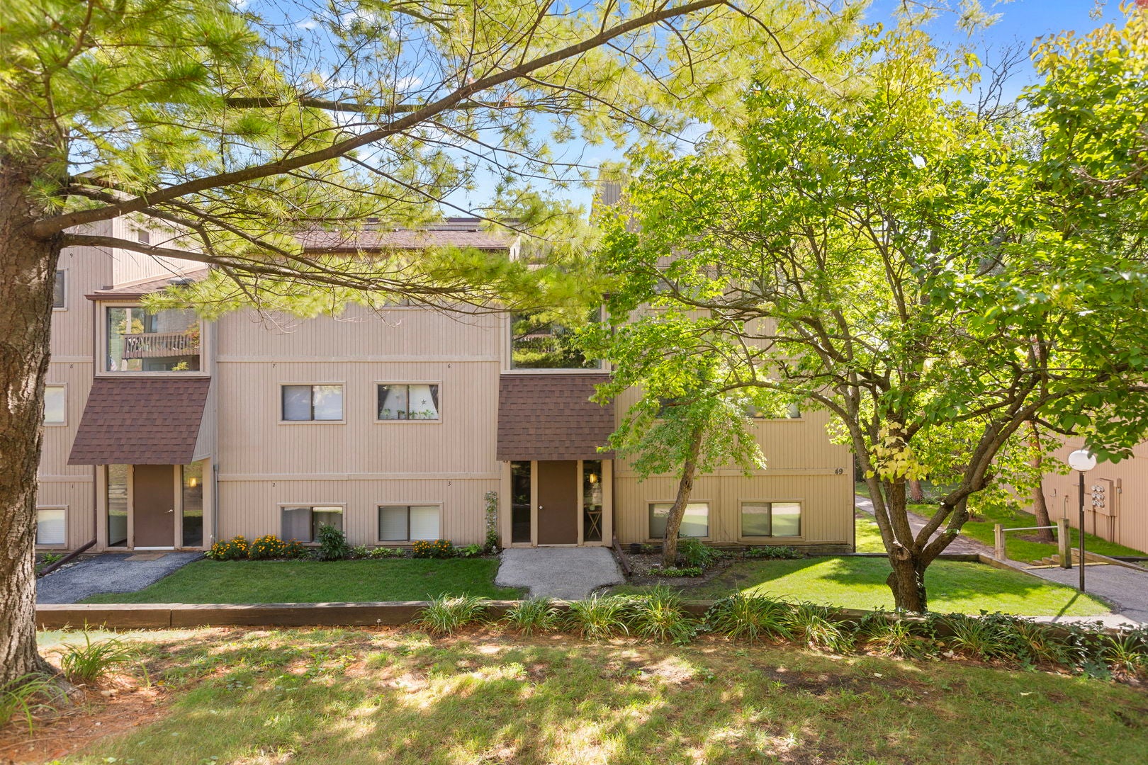 49 Oak Hill Colony 12 — photo