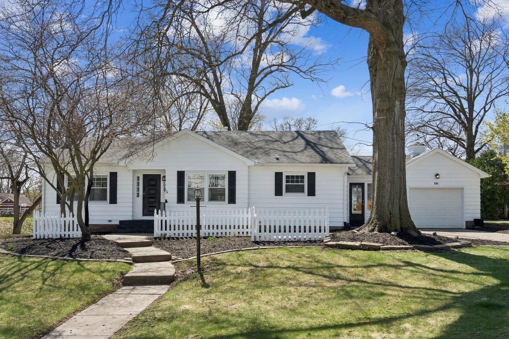 315 Crestline Drive — photo