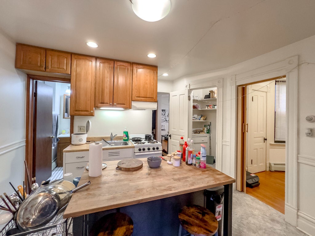 Home in Chicago, IL 60647 — photo 3