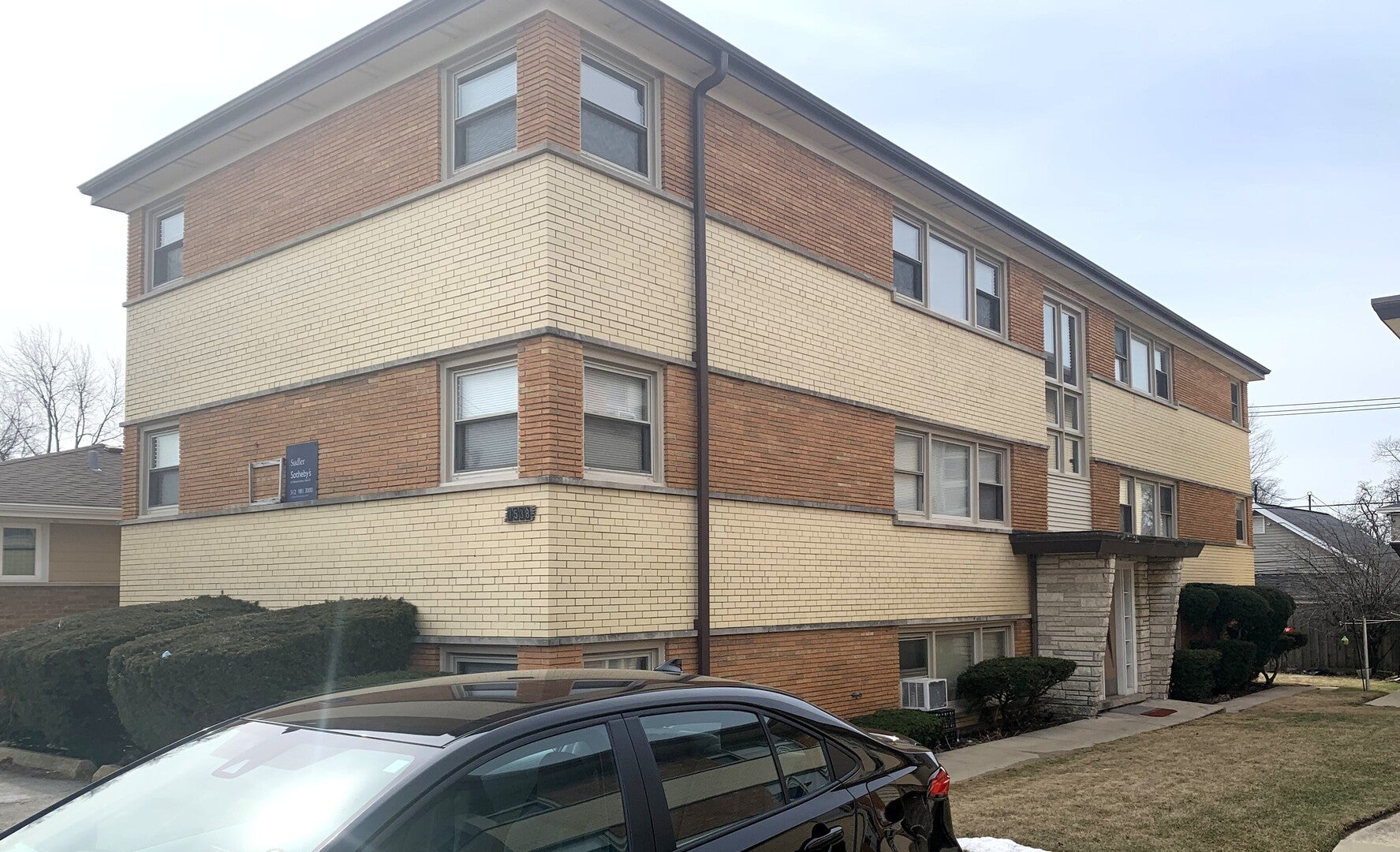 7538 Waukegan Road 2E — photo