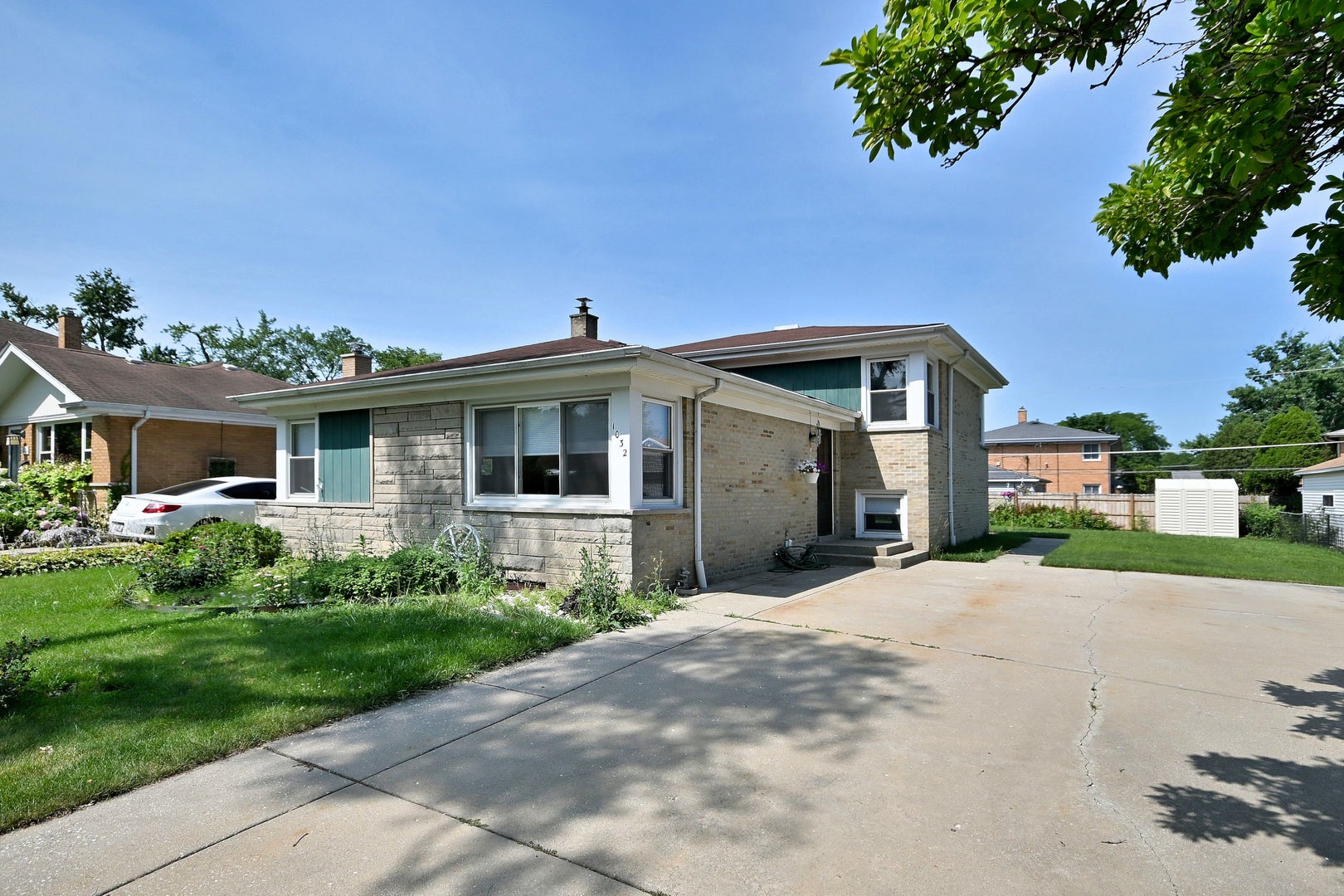 1032 Daniel Drive — photo