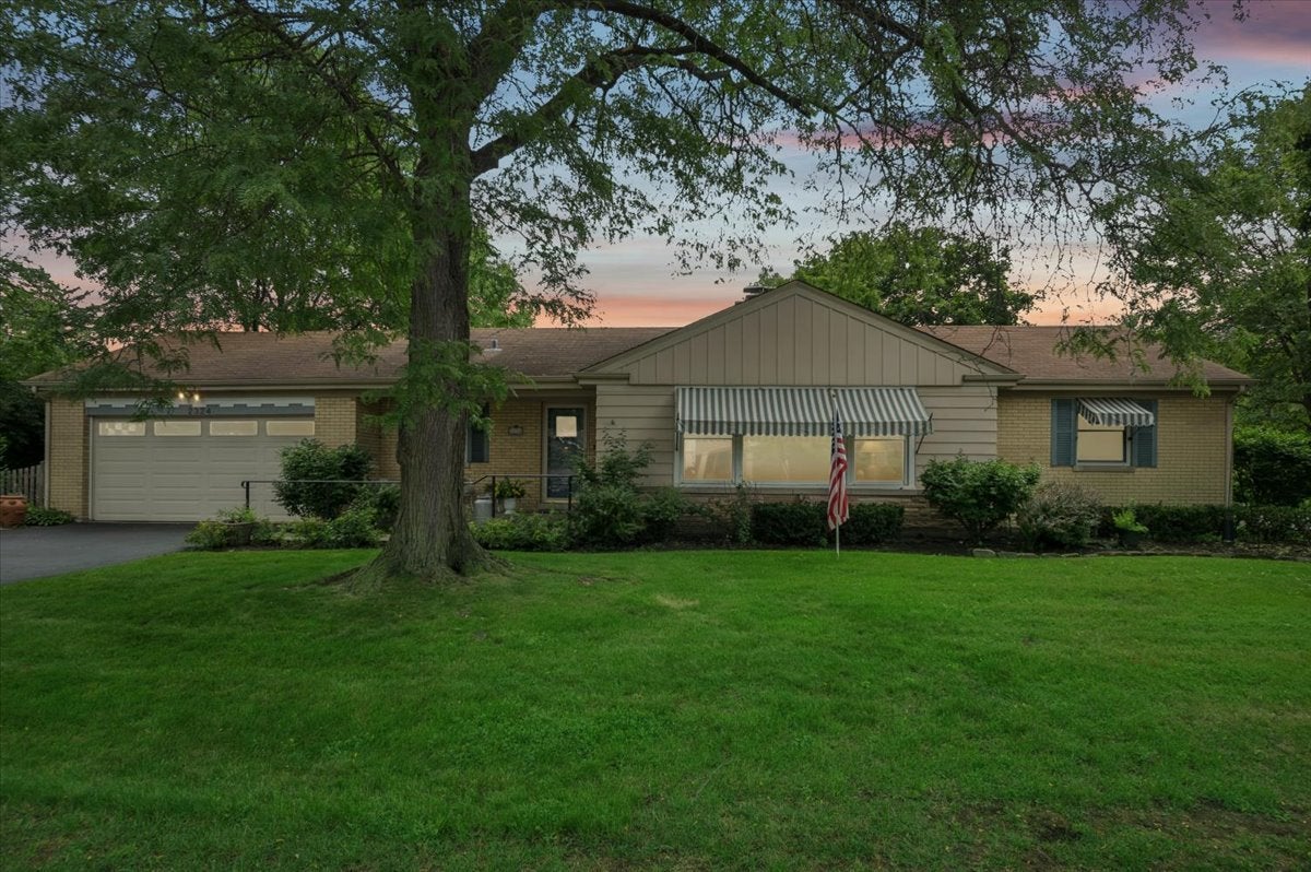 2324 Sumac Circle — photo