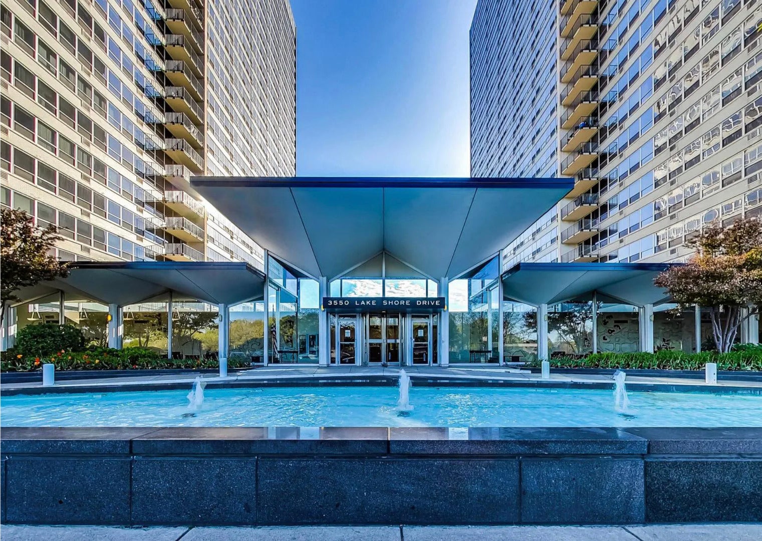 3550 N Lake Shore Drive 716 — photo