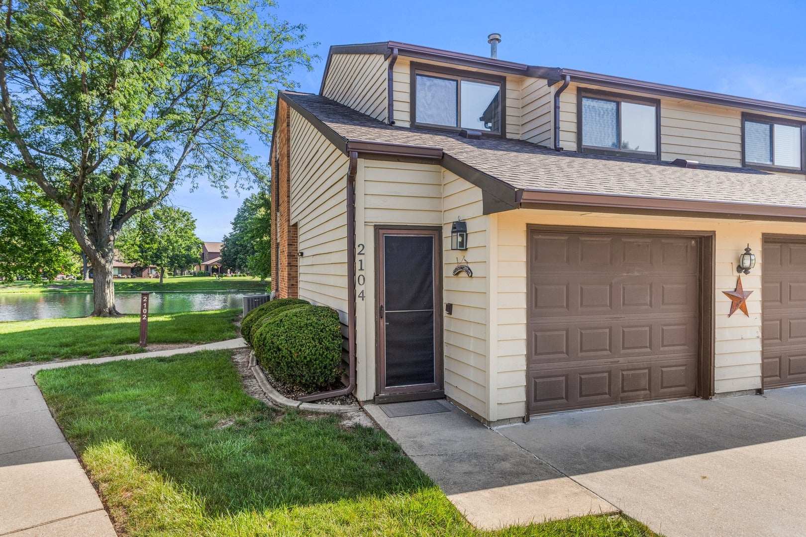 2104 Harbortown Circle 2104 — photo