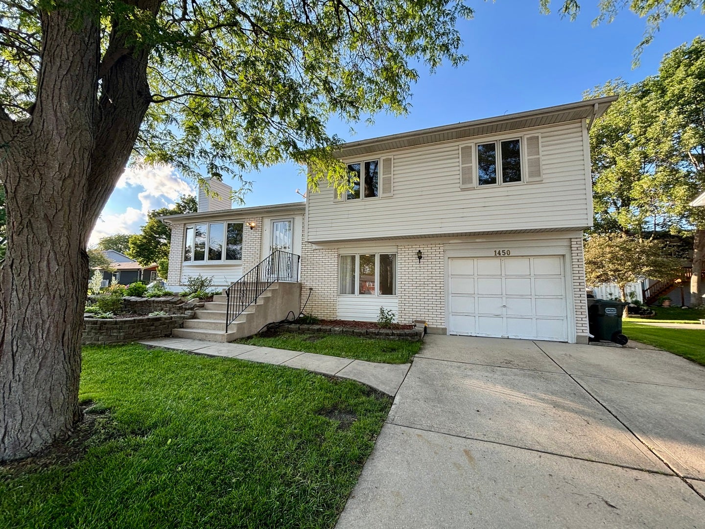 1450 Sturbridge Court — photo
