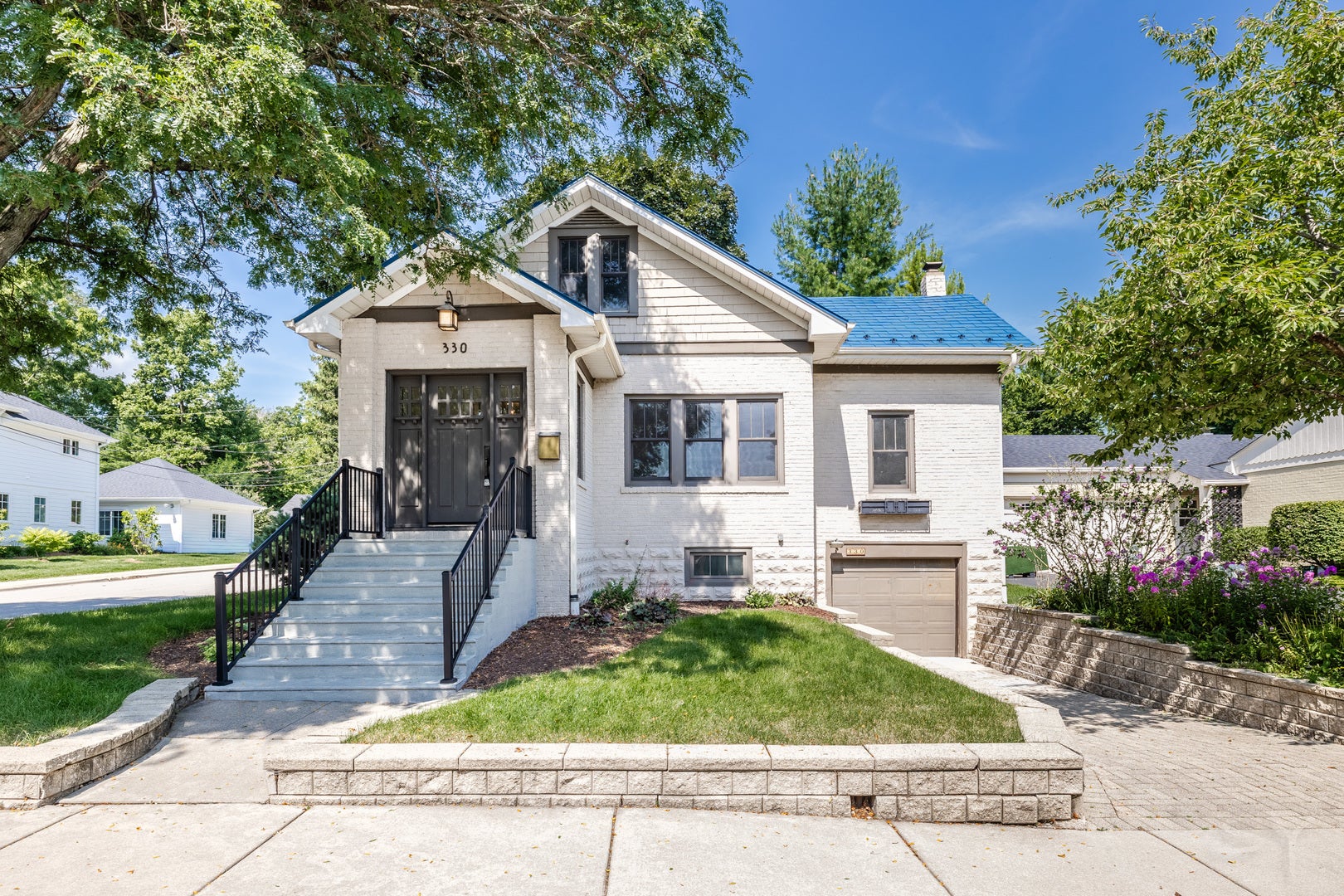 330 S River Lane — photo