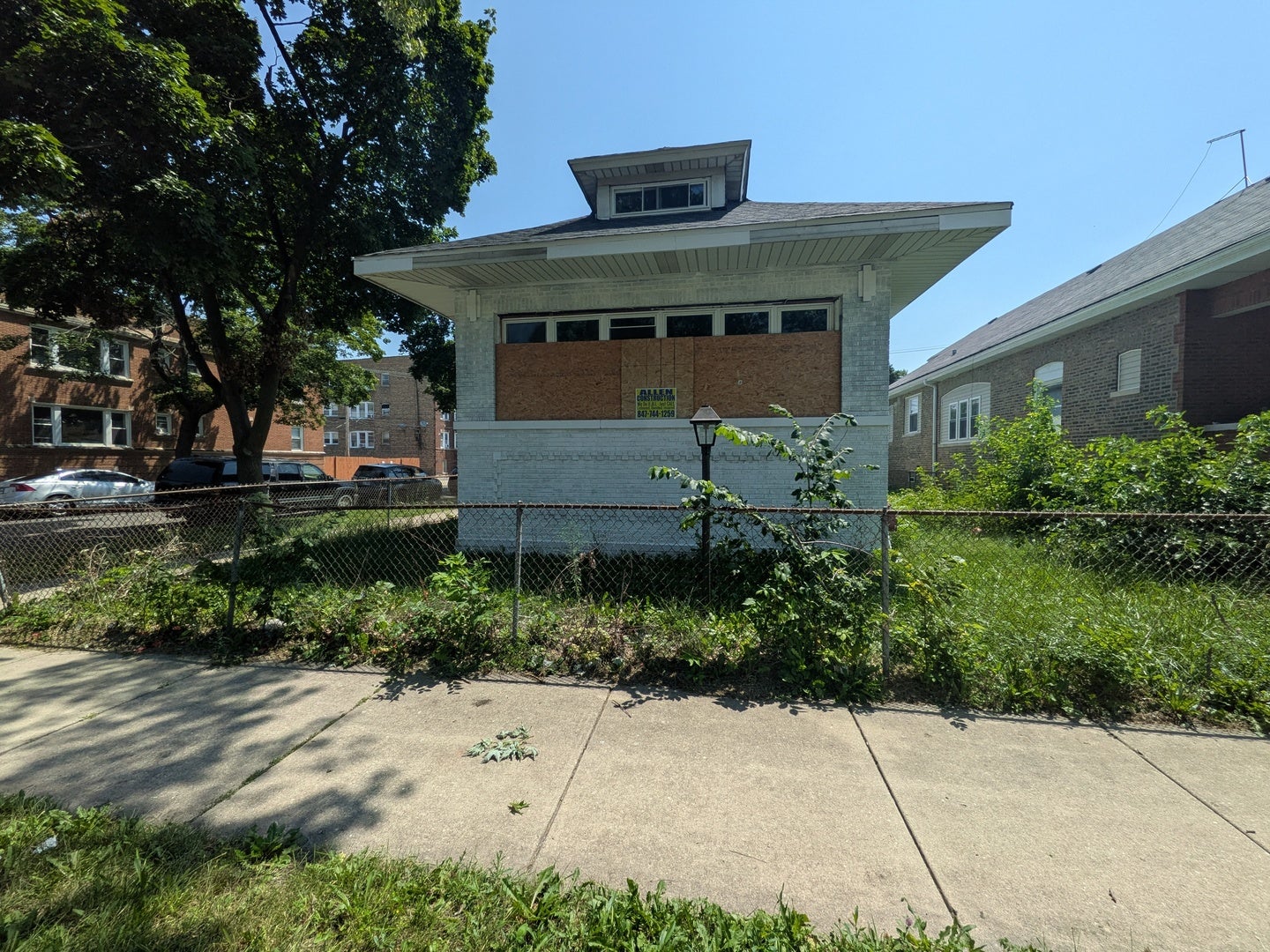 8001 S Laflin Street — photo