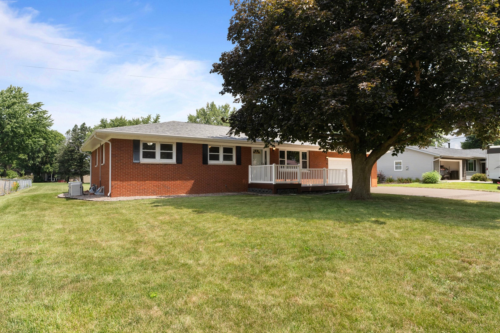 58 Douglas Drive — photo