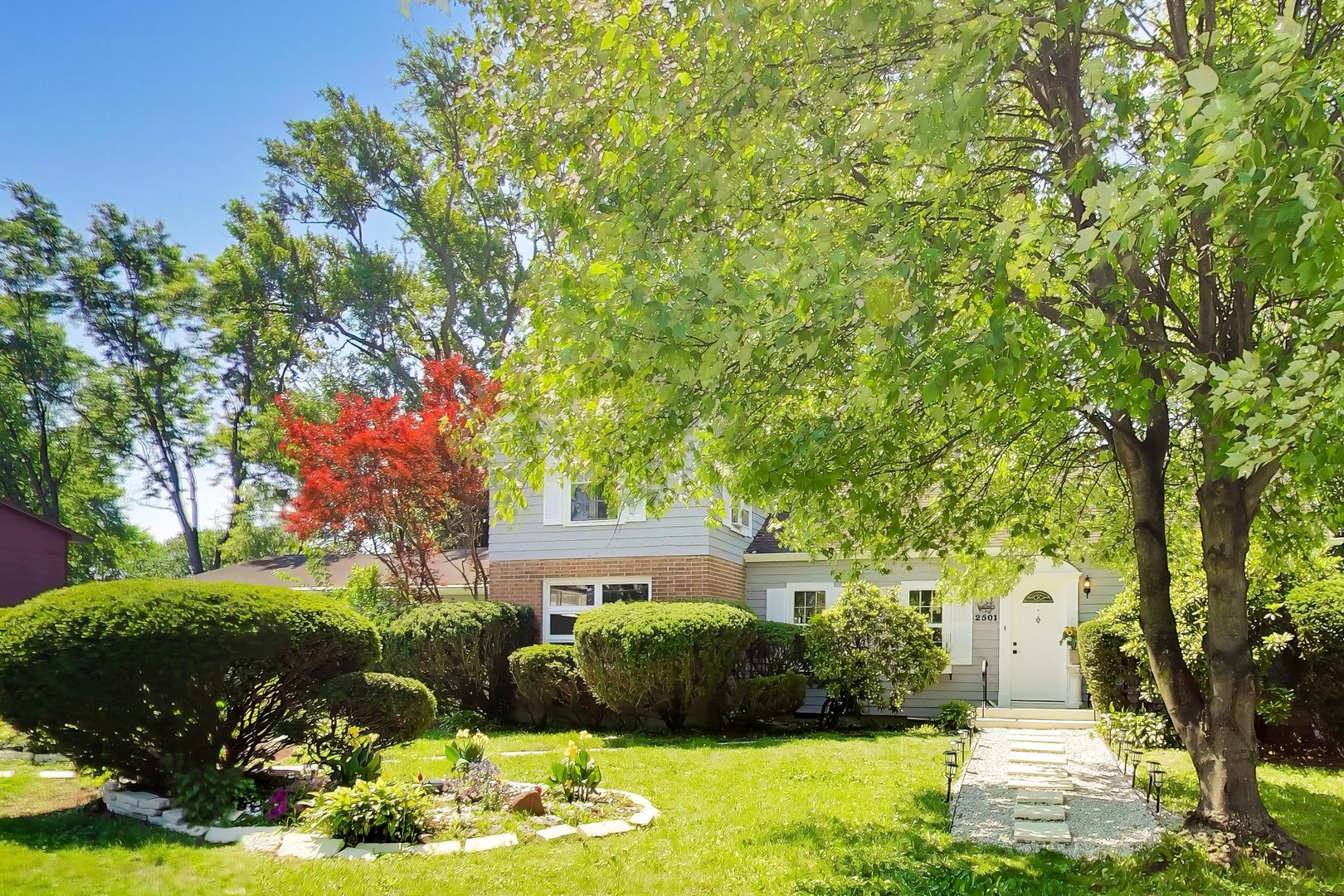 Home in Des Plaines, IL 60016 — photo 3
