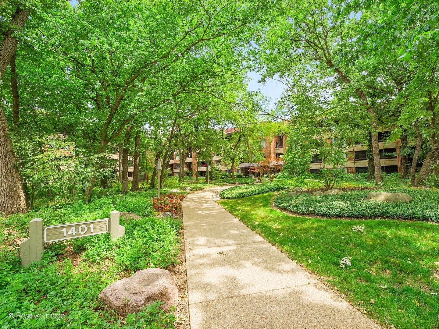 1401 Burr Oak Road 416B — photo