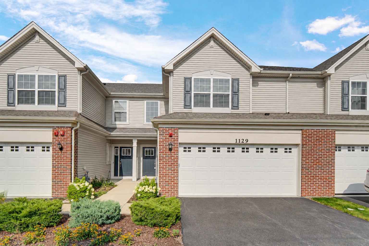 1129 Hawk Hollow Drive — photo