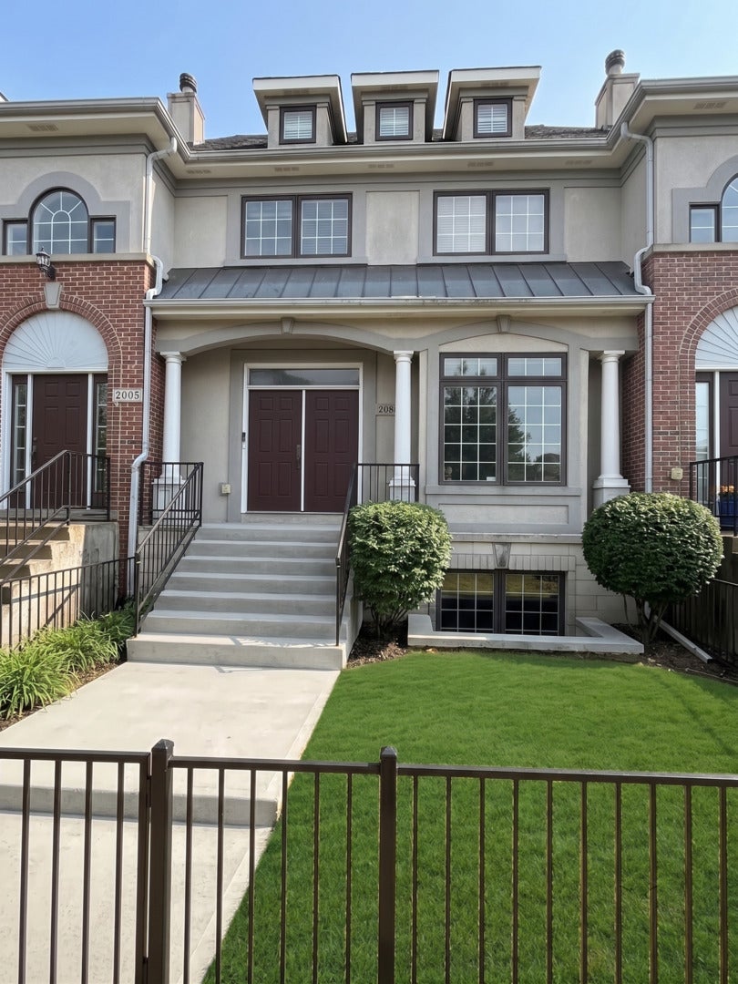 2005 Alta Vista Court 2005 — photo