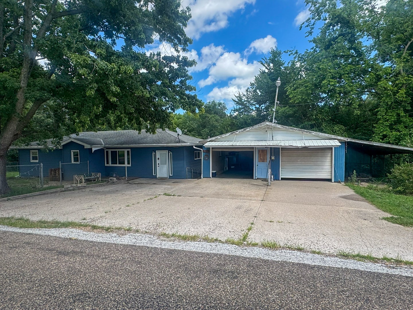 800 Shady Acres Lane — photo