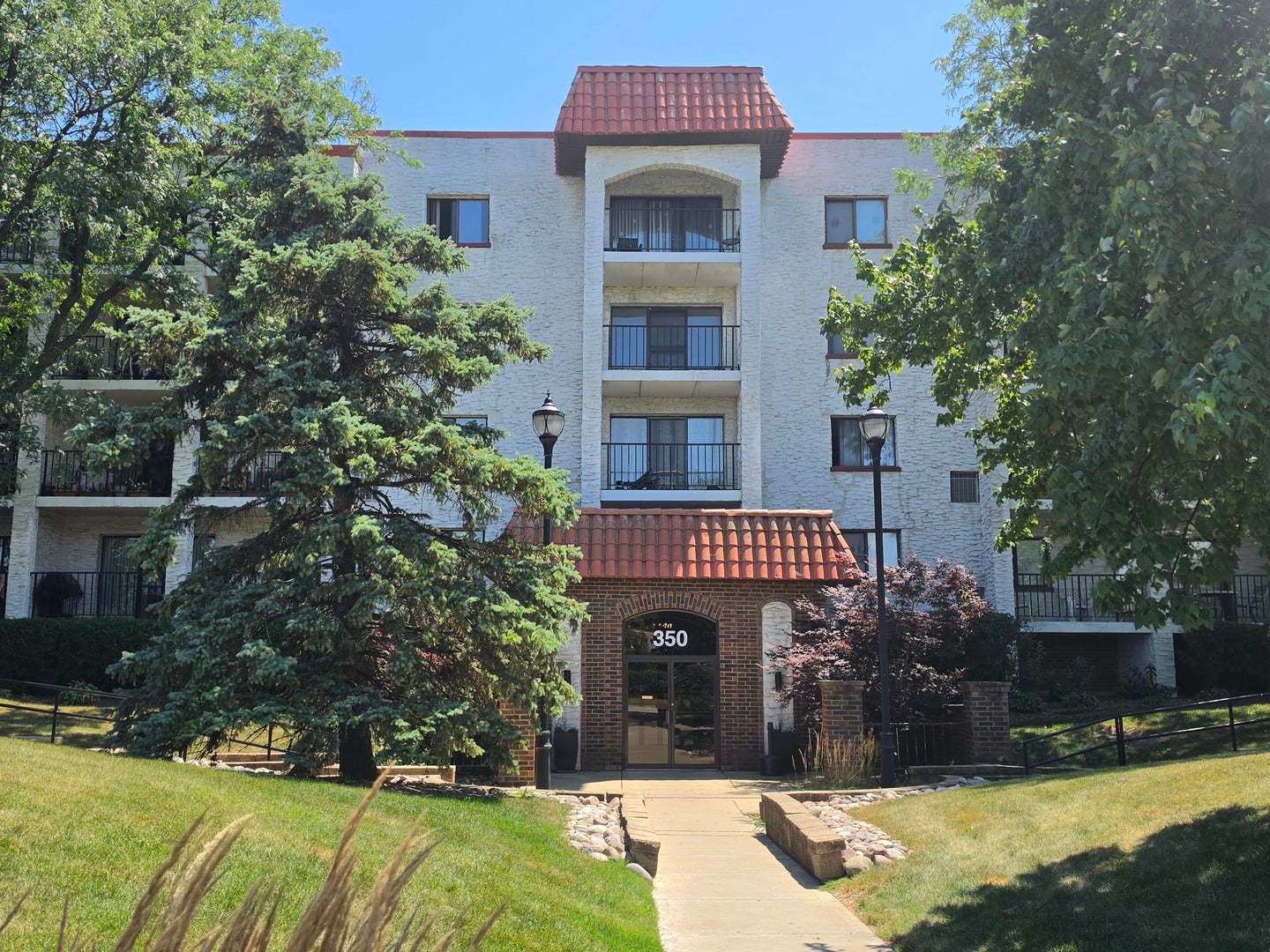 350 Plum Creek Drive 406 — photo