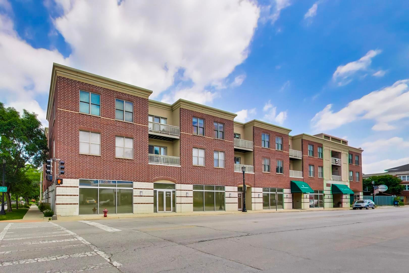 2951 Central Street 307 — photo