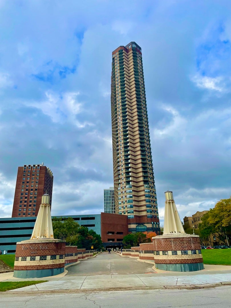 3660 N Lake Shore Drive 2513 — photo
