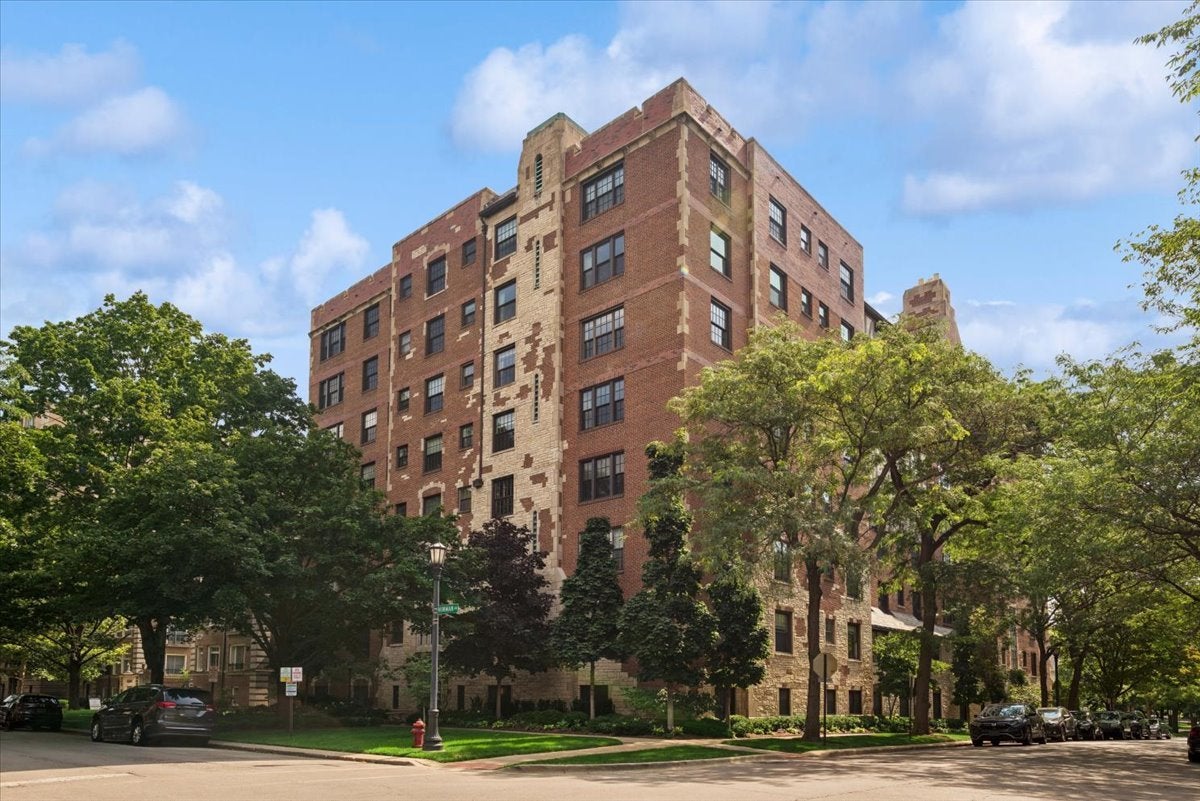 1501 Hinman Avenue 4B — photo