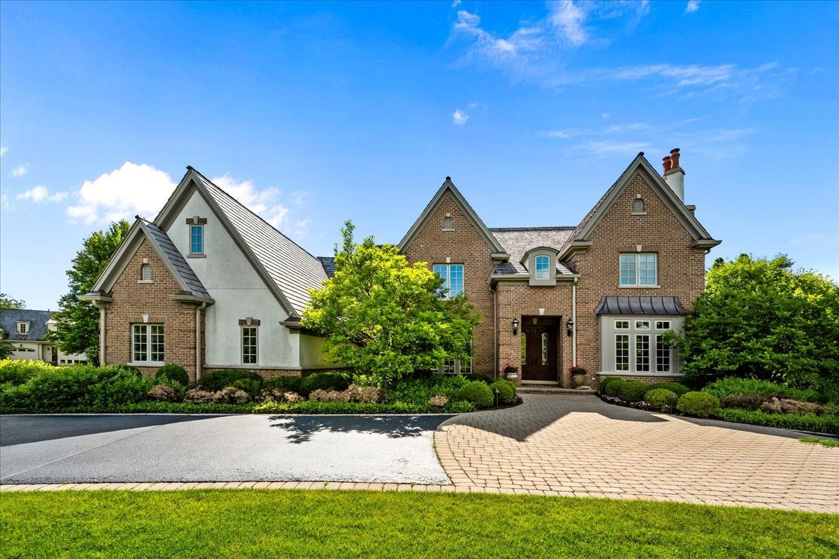 1690 Tallgrass Lane — photo