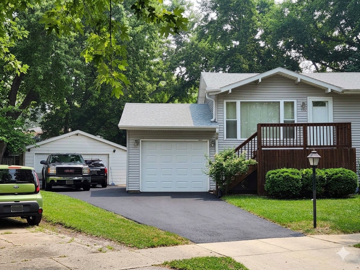 Home in Streamwood, IL 60107 — photo 3