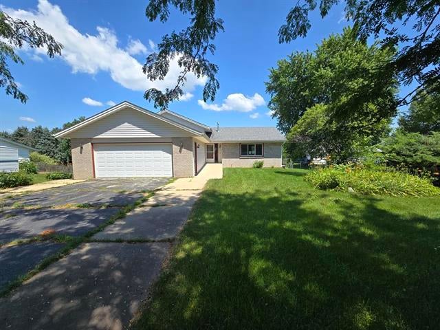 6984 Squaw Prairie Road — photo