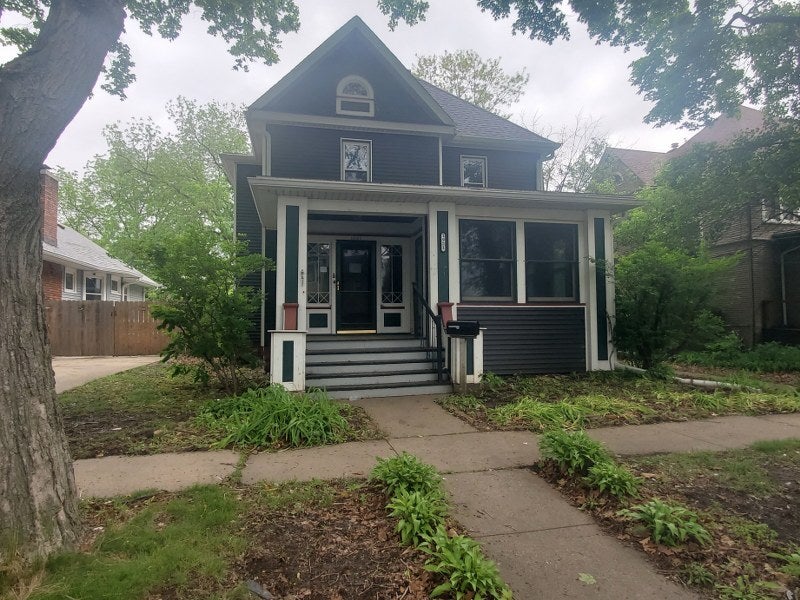 1921 Farnam Street — photo
