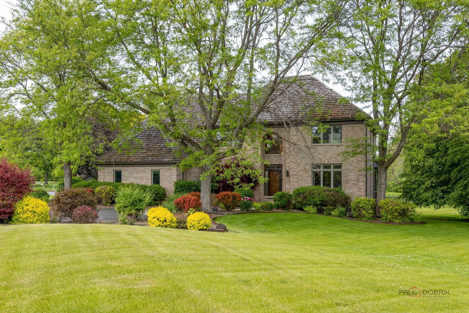 5420 Belmont Court — photo
