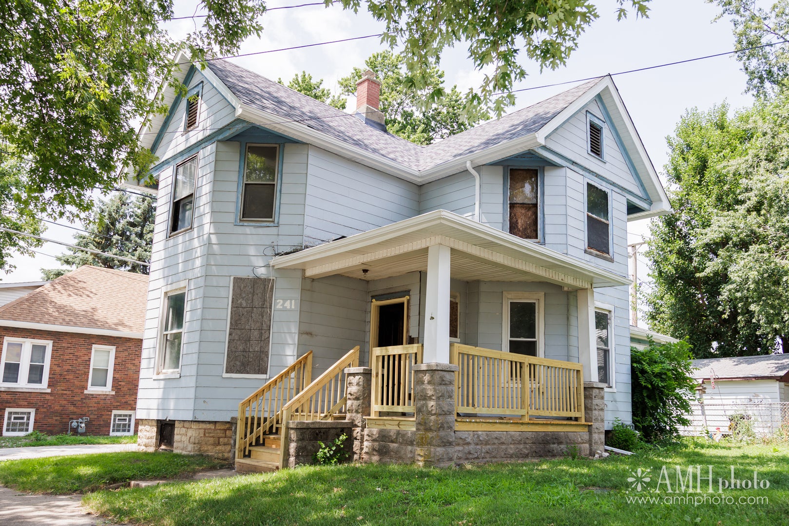 241 W Hickory Street — photo