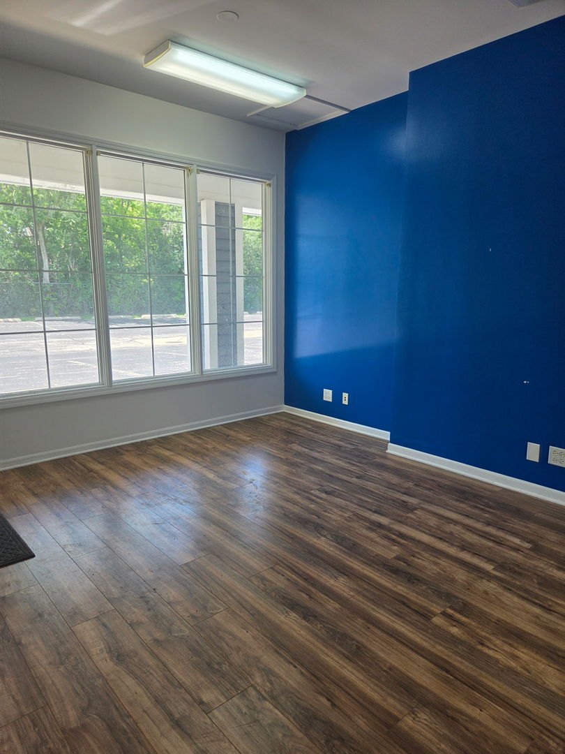 7105 Virginia Road 10-12 — photo