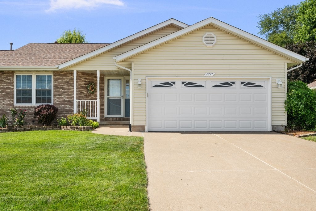 2726 Linwood Court 2726 — photo