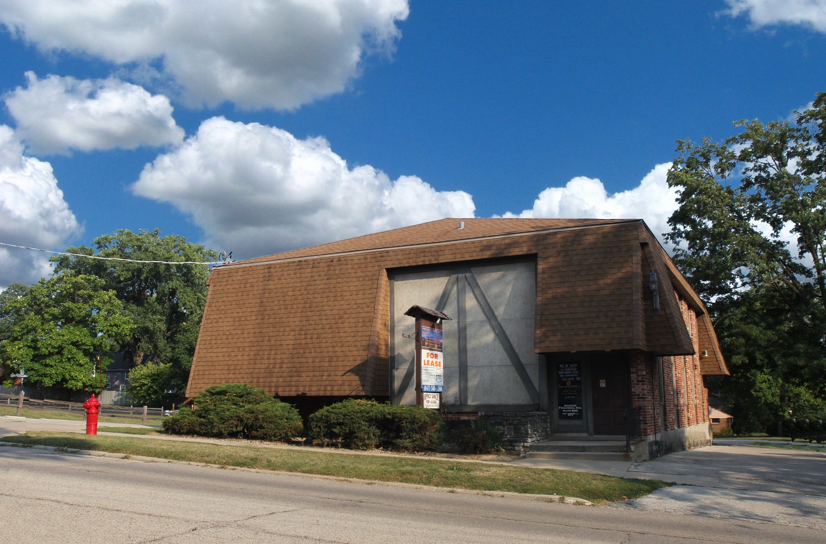 83 W Main Street 205 — photo