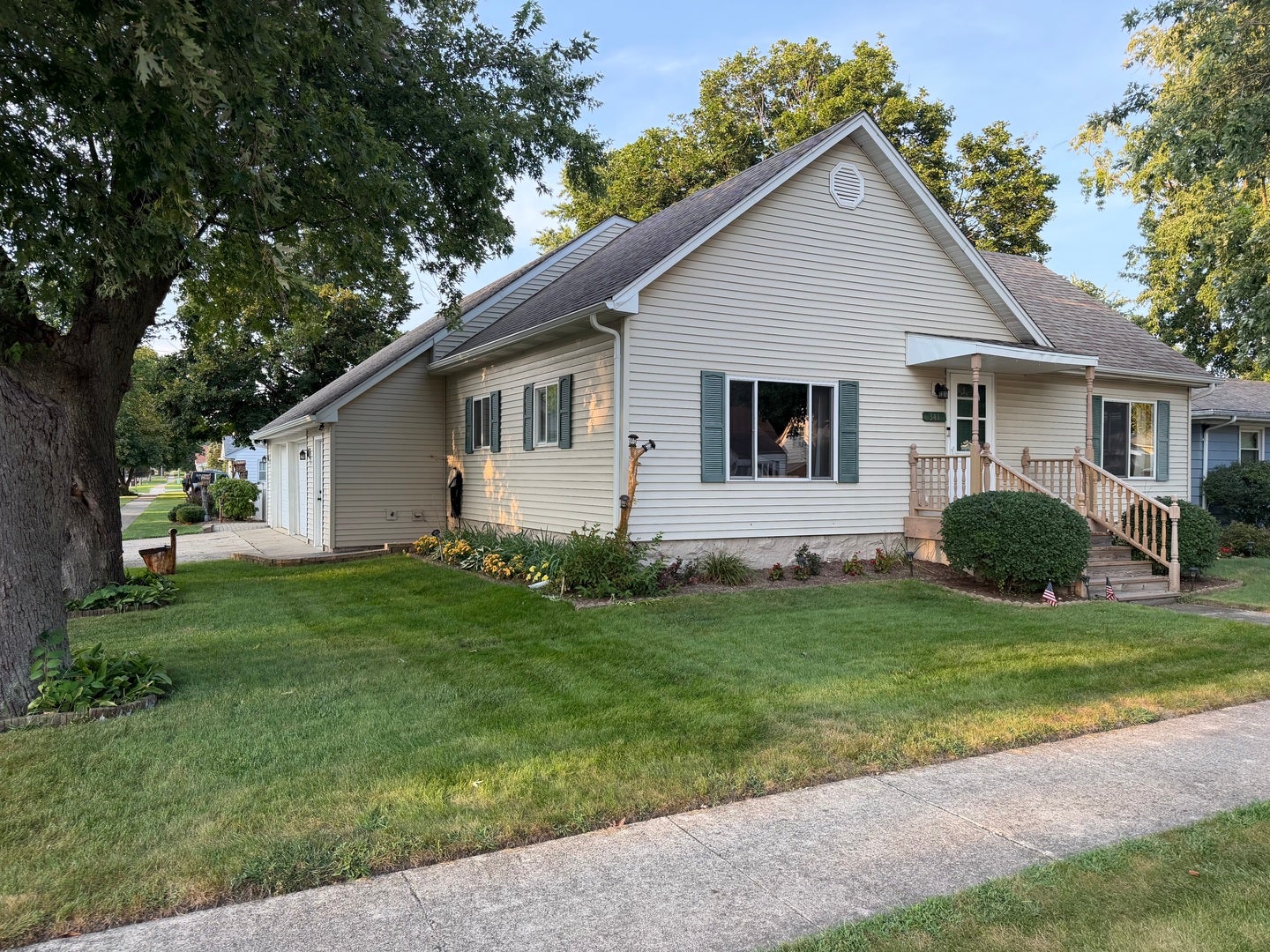 341 W Wood Drive — photo