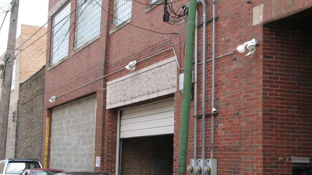 2217 W Ferdinand Street — photo