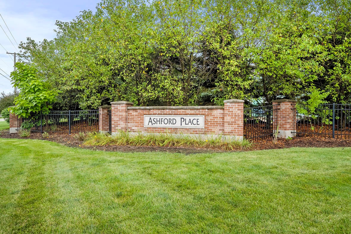 6807 Applegate Circle, Plainfield, IL 60586 — photo 2