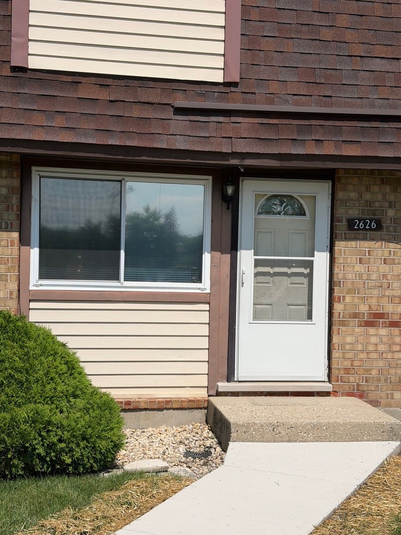 2626 Woodview Court 2626 — photo
