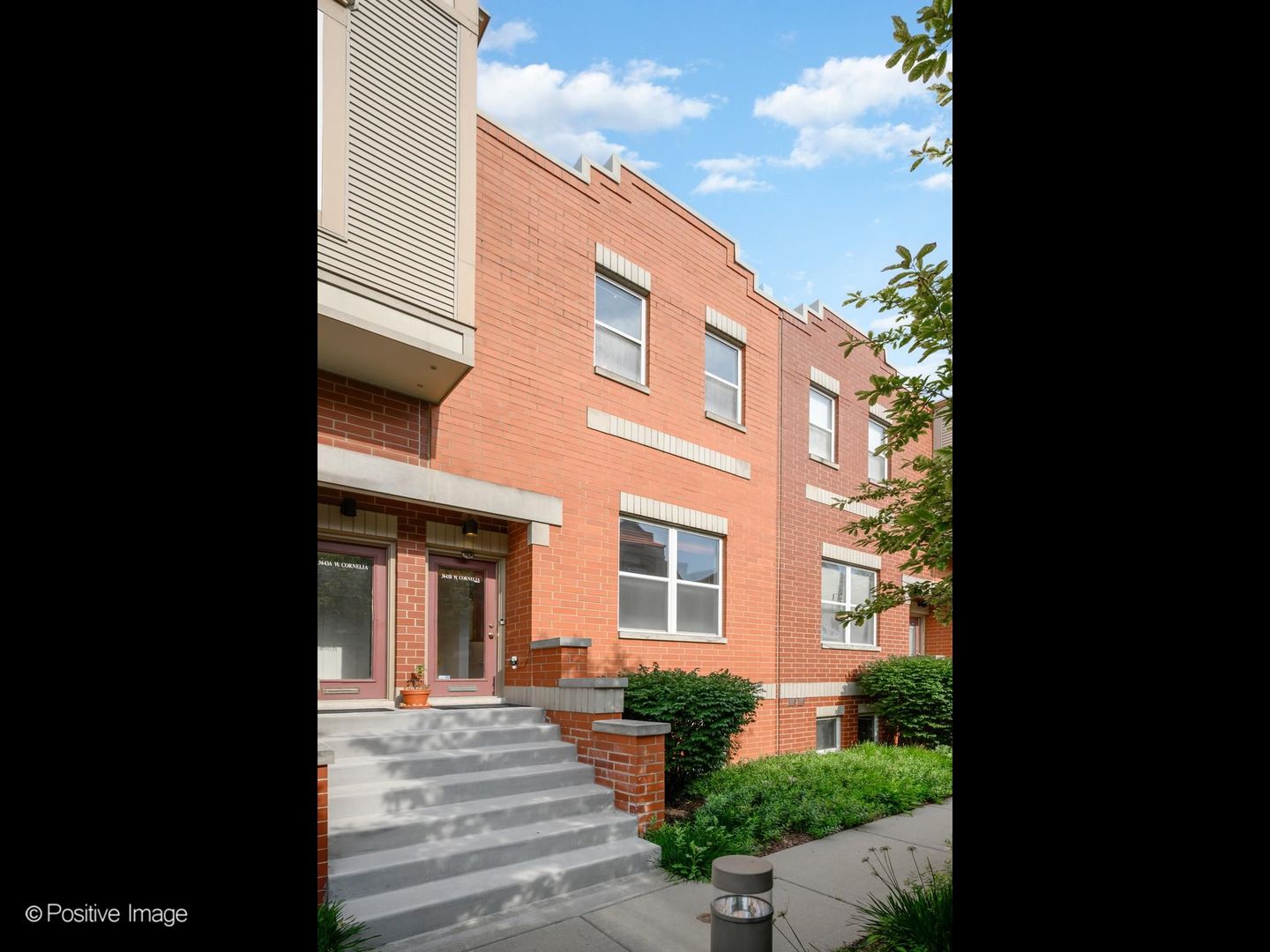 3643 W Cornelia Avenue B — photo