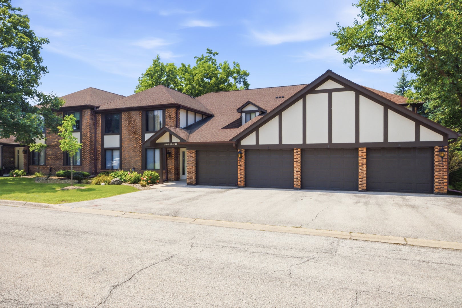 5804 Doe Circle 6 — photo